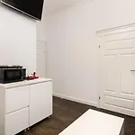 Uroczy Apartament Loretanska