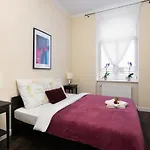 Uroczy Apartament Loretanska